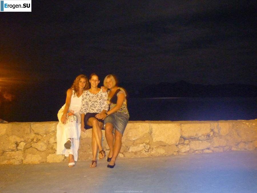 naked girls on the beach. Part 2. Photo 21