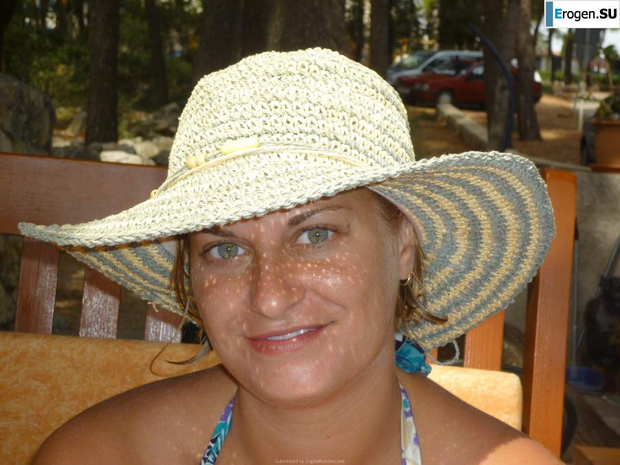 naked girls on the beach. Part 2. Photo 8
