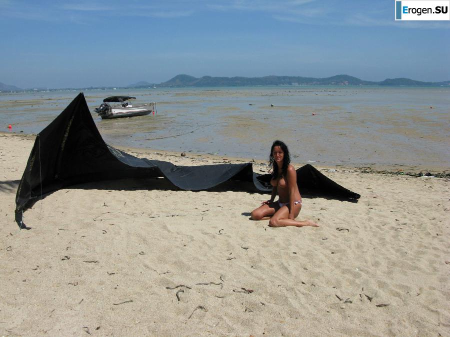 striptease on the beach. Photo 38