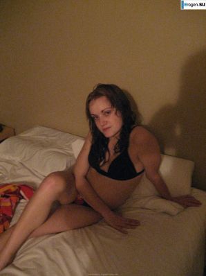 girl on the bed for a guy. Thumb 16