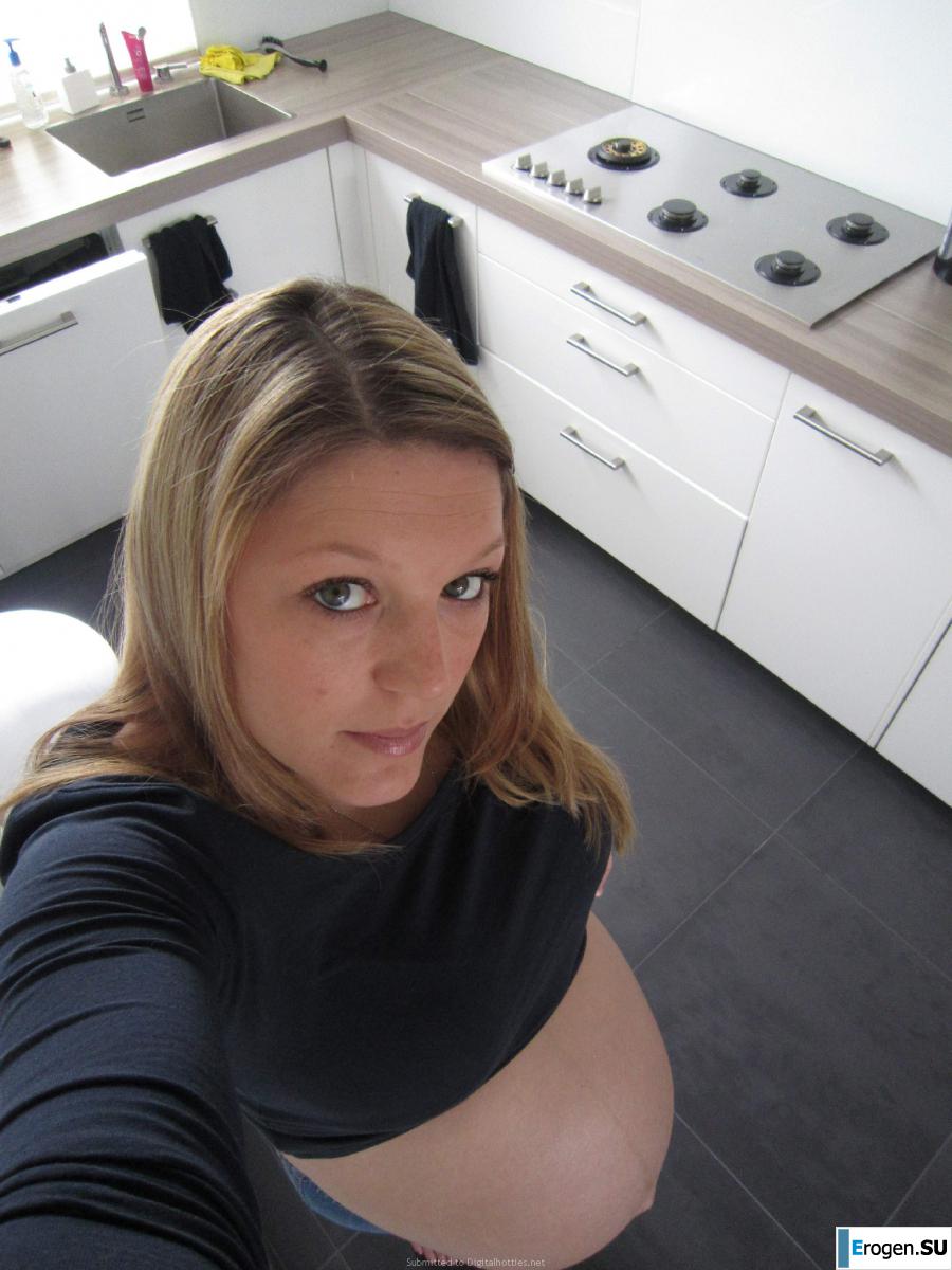 naked pregnant girl. Part 2. Photo 39