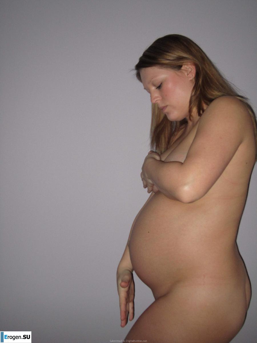 naked pregnant girl. Part 2. Photo 8