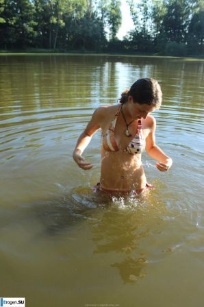 naked girls on the lake. Part 2. Thumb 27