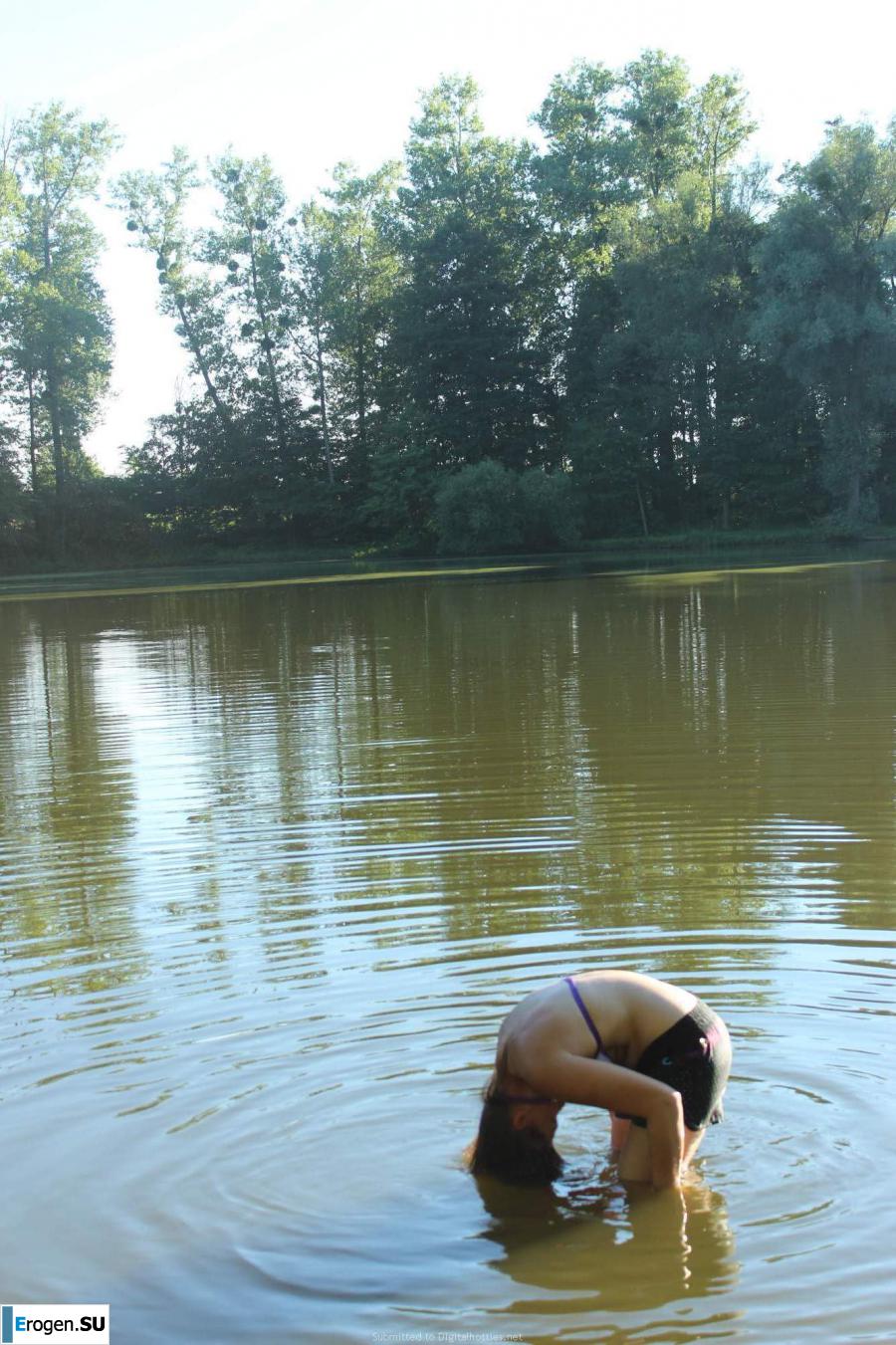 naked girls on the lake. Part 3. Photo 8