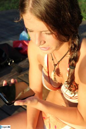 naked girls on the lake. Part 4. Thumb 21