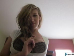 young and glamorous girl. Thumb 8