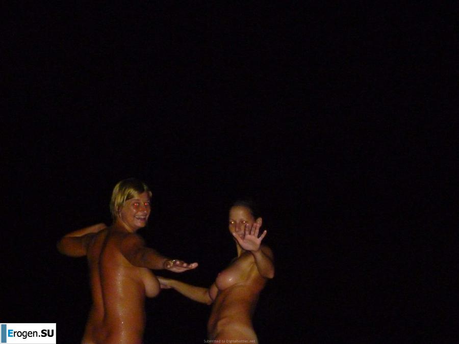 naked girls on the beach. Part 3. Photo 4