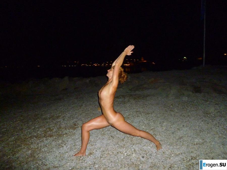 naked girls on the beach. Part 3. Photo 7
