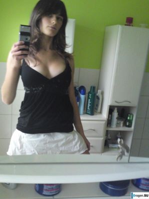 studio in the bathroom. Thumb 9