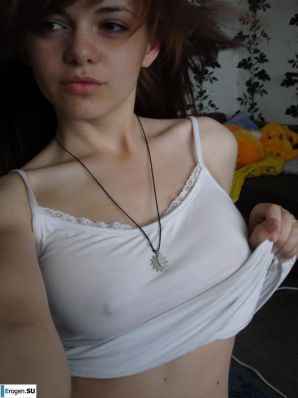 рыжая студентка. Эскиз 17