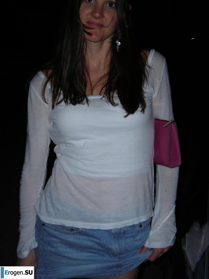 everyday life and relaxation of a brunette with her boyfriend. Photo 20