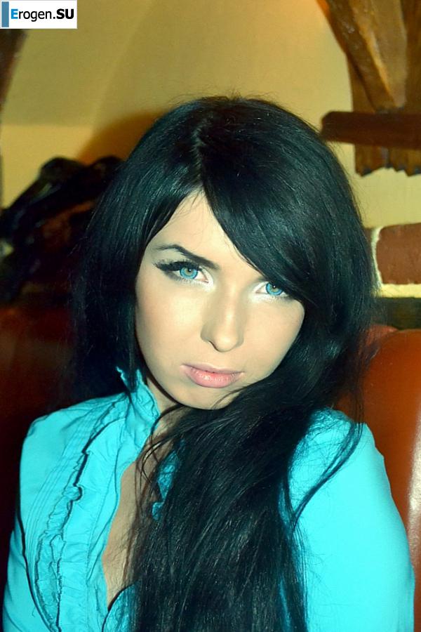 glamorous student. Photo 15