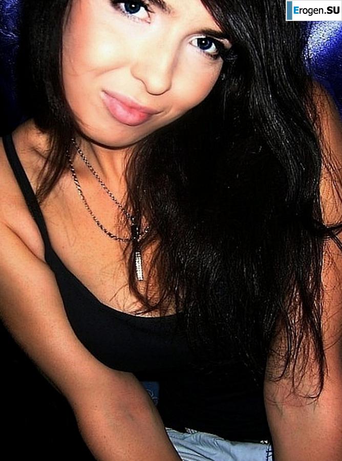 glamorous student. Photo 33