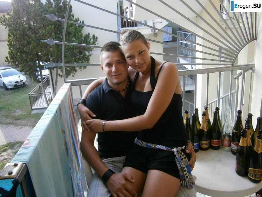 traveling with a loved one. Photo 38