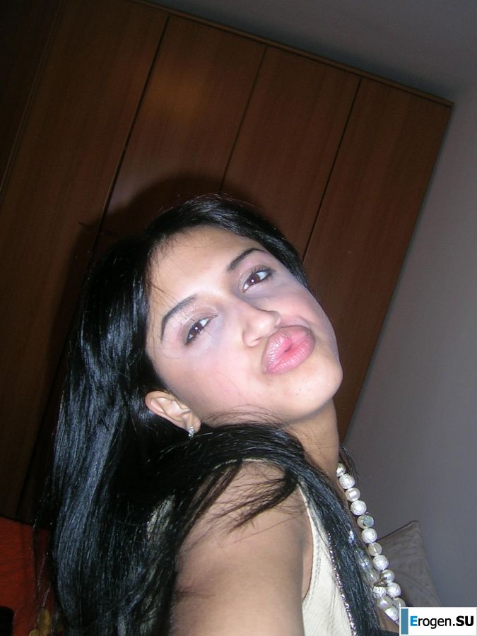 latin girl with a boyfriend. Photo 19