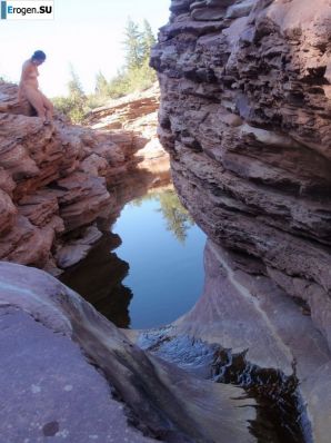 crazy girls in the canyon. Thumb 19