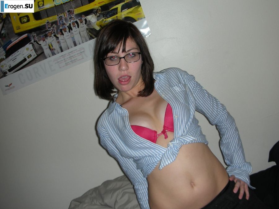 wearing glasses but no panties. Photo 5
