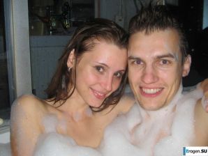 голая очаровашка в перерывах между сексом. Эскиз 16