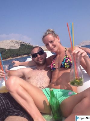 lecherous parties on the beach. Thumb 31