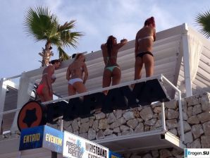 lecherous parties on the beach. Thumb 37