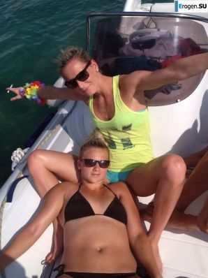 lecherous parties on the beach. Thumb 45