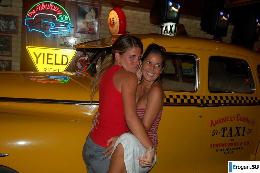 nudist lesbians. Photo 39