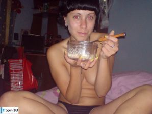 молодая пара трахается и отдыхает. Эскиз 2