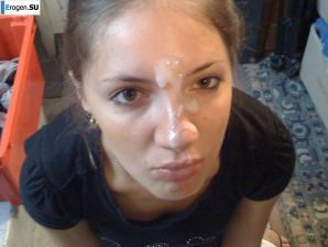 студентка со спермой на лице. Эскиз 2