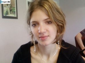 студентка со спермой на лице. Эскиз 9