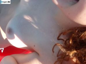 подружки и топплес отдых на природе. Эскиз 16