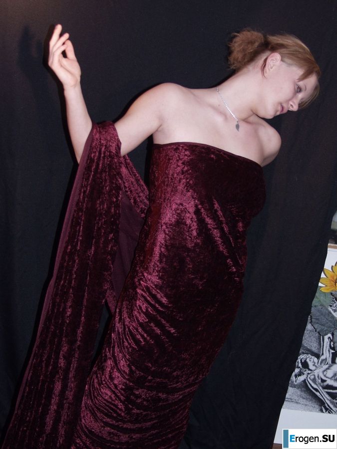 A bit of German naked buttocks and boobs. Part 5. Photo 32