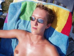 Lesbian on vacation with a friend. Part 2. Thumb 14