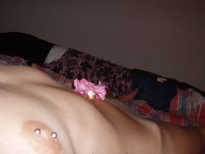Lesbian on vacation with a friend. Part 2. Thumb 22