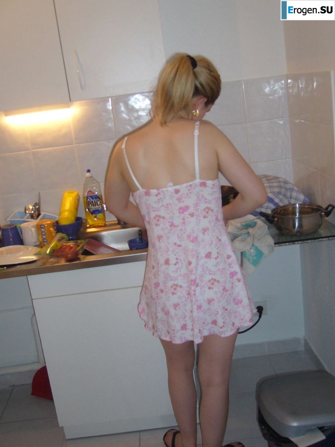 he wants her with a crustacean. Photo 37