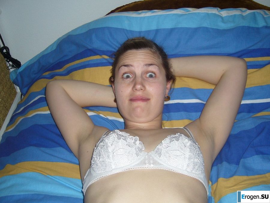 he wants her with a crustacean. Photo 46