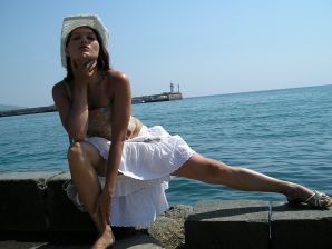 without a swimsuit on a rocky shore. Thumb 20