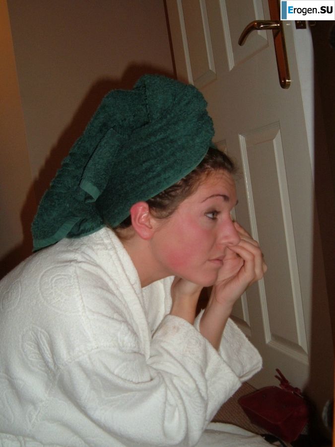 A woman spreads her legs on the bed and in the bathroom. Part 2. Photo 23