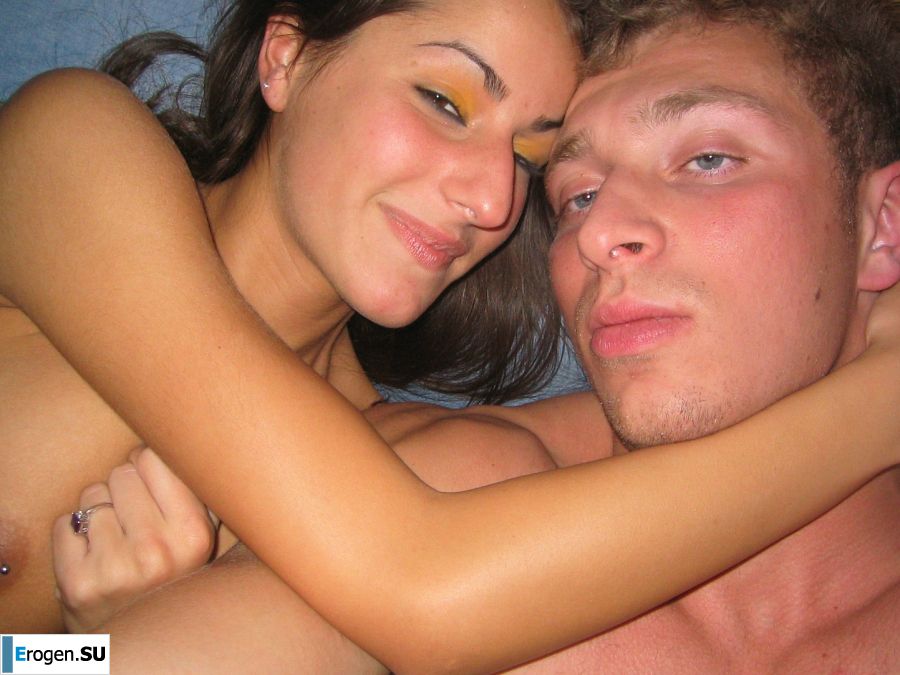 Oriental babe is having fun with her boyfriend naked. Photo 20