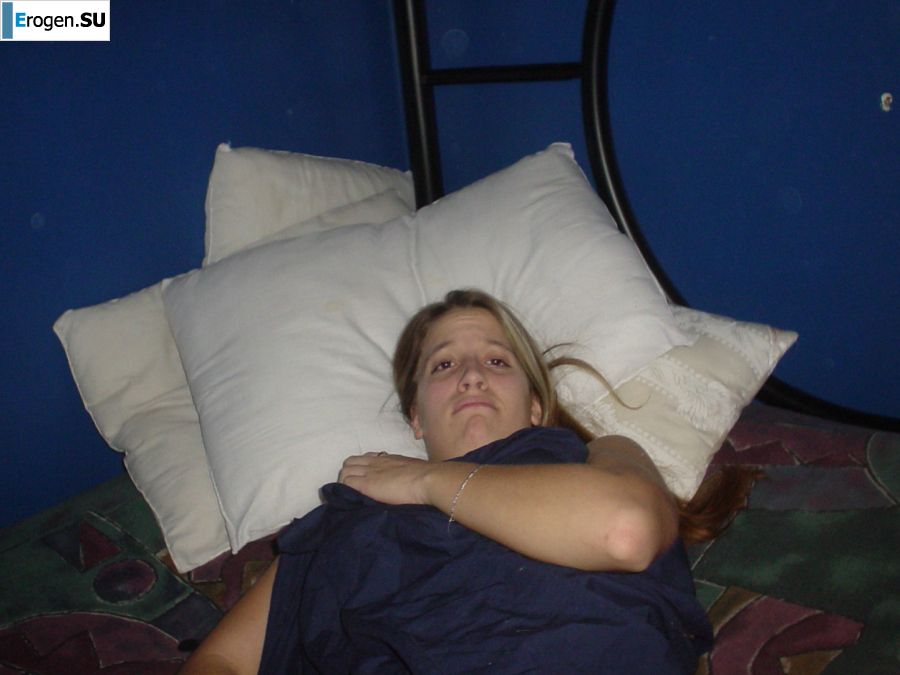A young student with tattoos was found sleeping after a party. Photo 15
