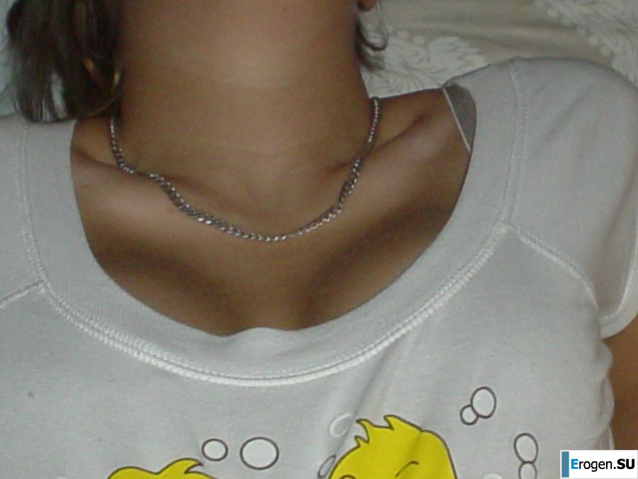 A young student with tattoos was found sleeping after a party. Photo 6