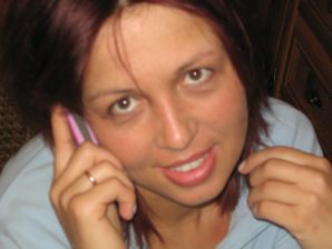 A tanned brunette with a firm body undressed and showed an intimate haircut. Thumb 25