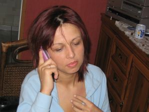 A tanned brunette with a firm body undressed and showed an intimate haircut. Thumb 26