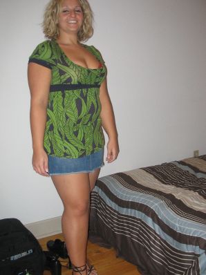 A blonde with curvaceous forms showed a peasant boobs and not only. Thumb 13