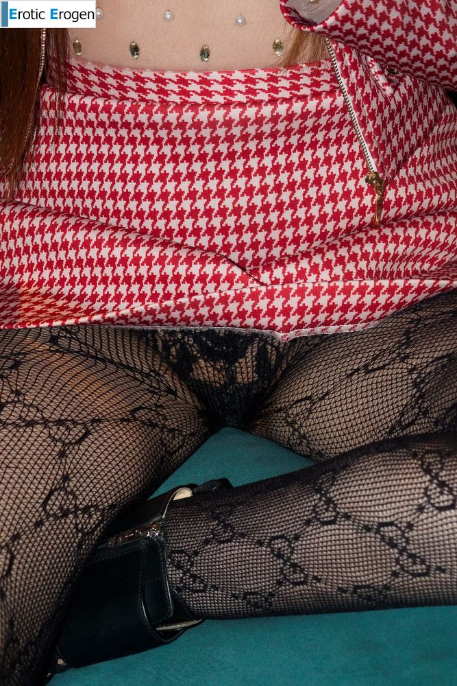 Liana Rainer in Nice Stuffies. Picture 6