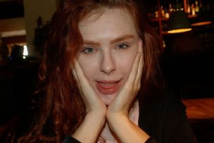 Kari Pitinova in Arm Wrestles Wife. Эскиз 33