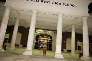 Renee Wilson in Magnolia High. Thumb 11