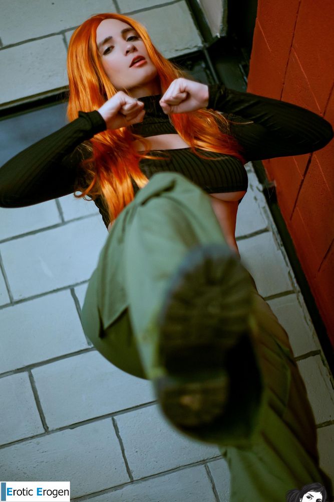 Taimi in So Whats The Sitch. Picture 7