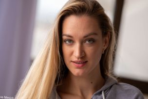 Nicole Fox in Chair. Эскиз 2