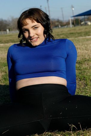 Jenna Phillips in Bottoms Up Pup. Эскиз 32