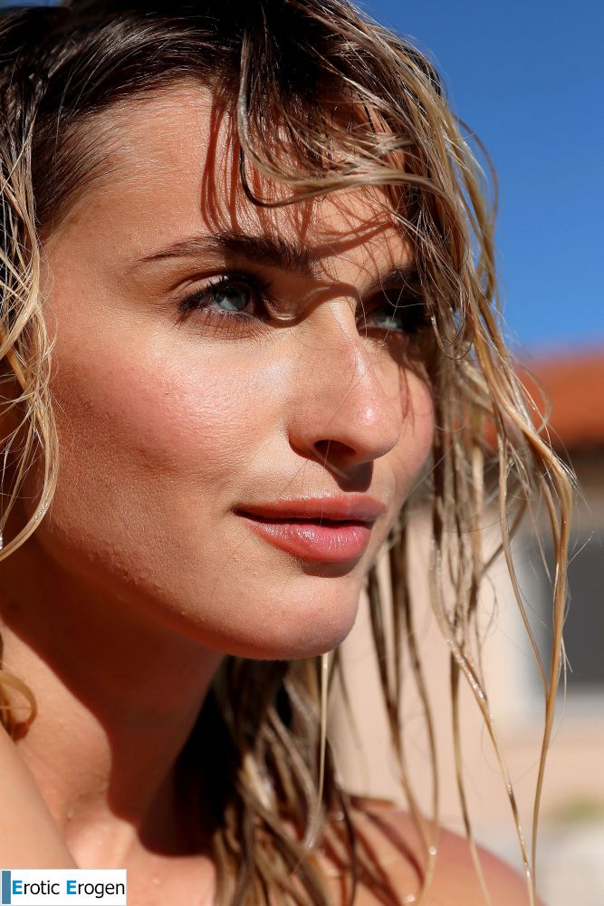 Cara Mell in Shoot Day Montage. Часть 4. Фото 39